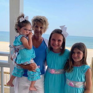 Meet your Posher, Mickey